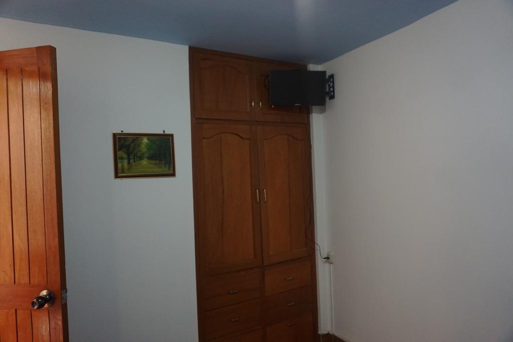 Residencial Mamamia Hotel Tacna Exterior photo