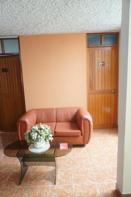 Residencial Mamamia Hotel Tacna Exterior photo